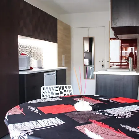 Nice 25M With Balcony - Near The Beach Apartment